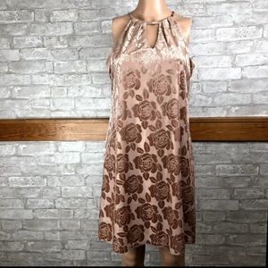 Candies Women Pink Velvet Floral Halter Swing Dress Size Small